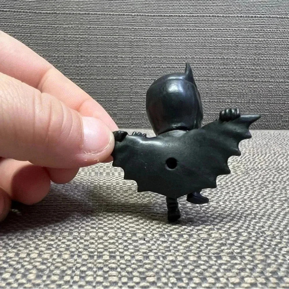 DC Batman without Stand and Base 2" Tall Super Hero PVC Figure Blip Toys - Picture 2 of 3